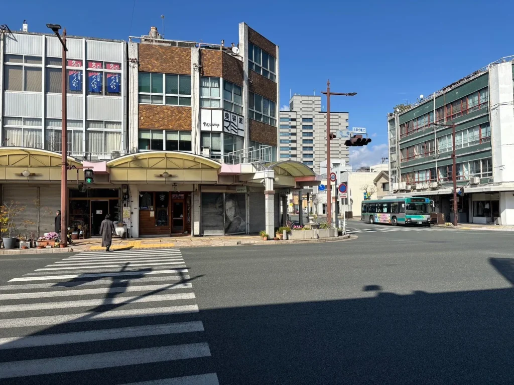 浜松駅からSAKURA浜松店までの順路5