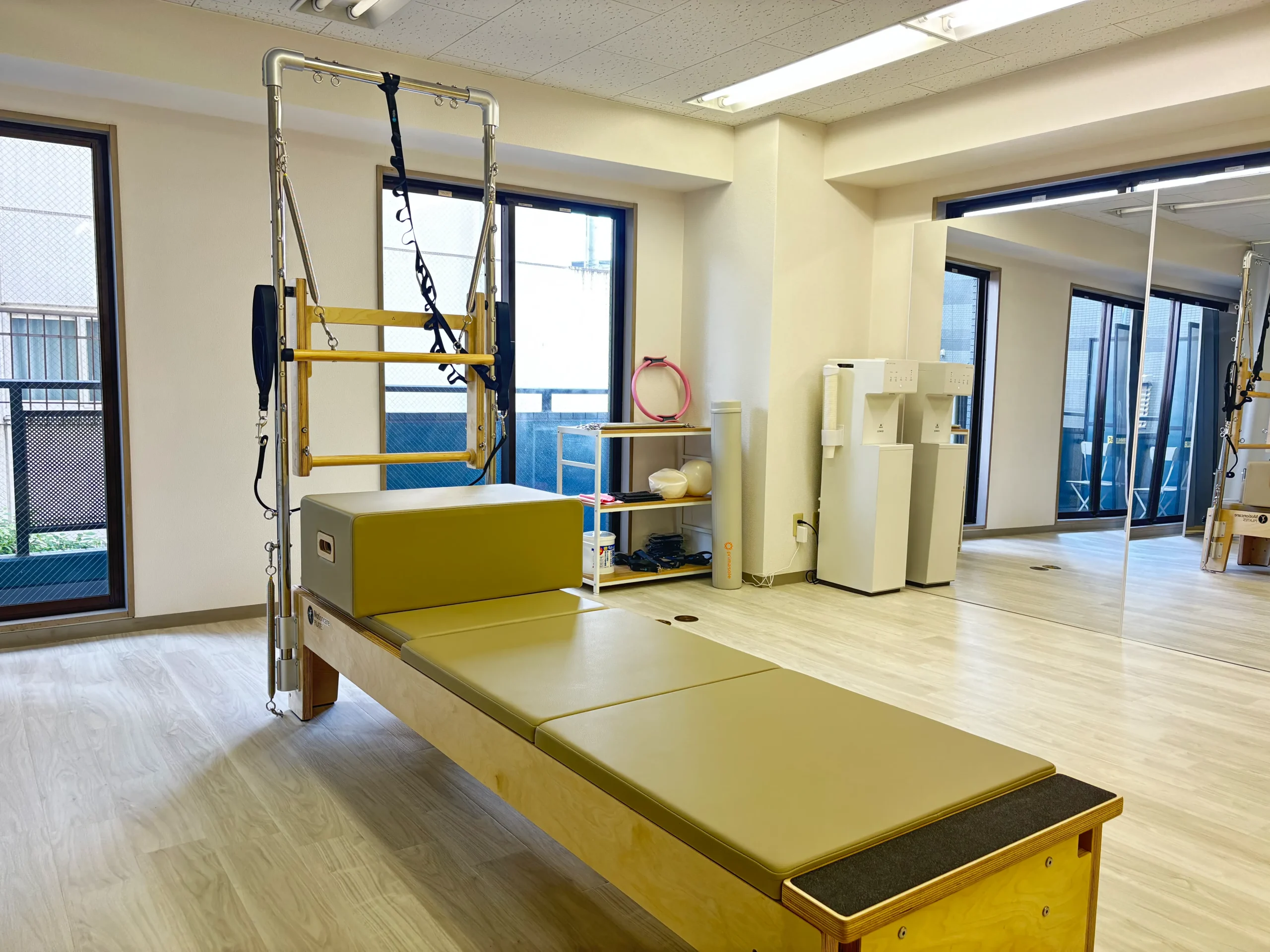 パーソナルマシンピラティスSAKURA町屋店の内観画像-②